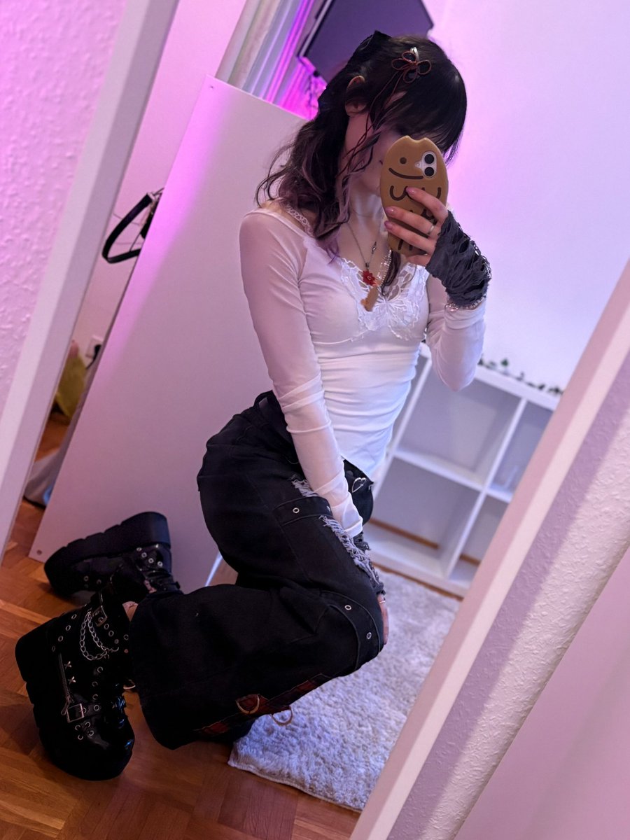 Kiyi 🪽🐟 @DOKOMI tweet media