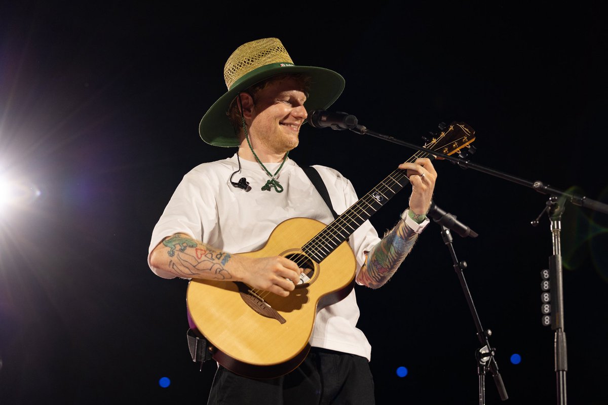 Ed Sheeran HQ tweet media