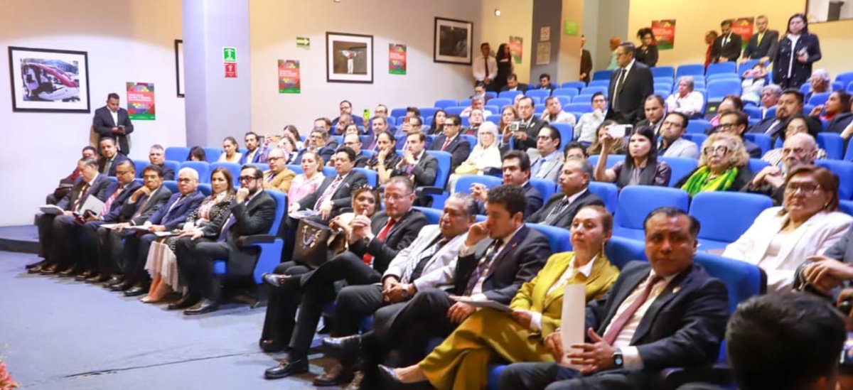 El jueves 19 de febrero, se celebró la Sexta Sesión Ordinaria del Pleno del <a href="/TFCA_mx/">Tribunal Federal de Conciliación y Arbitraje</a> ,  encabezada por el Magistrado Presidente, Cristóbal Arias Solís, con la participación de Magistradas y Magistrados integrantes del Pleno. En dicha sesión se aprobaron 76 puntos de acuerdo.