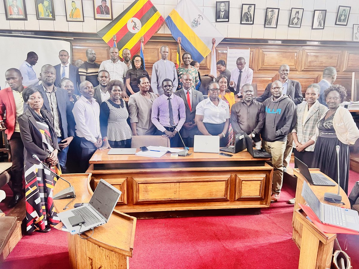 Iganga University Students and Youth Association tweet media