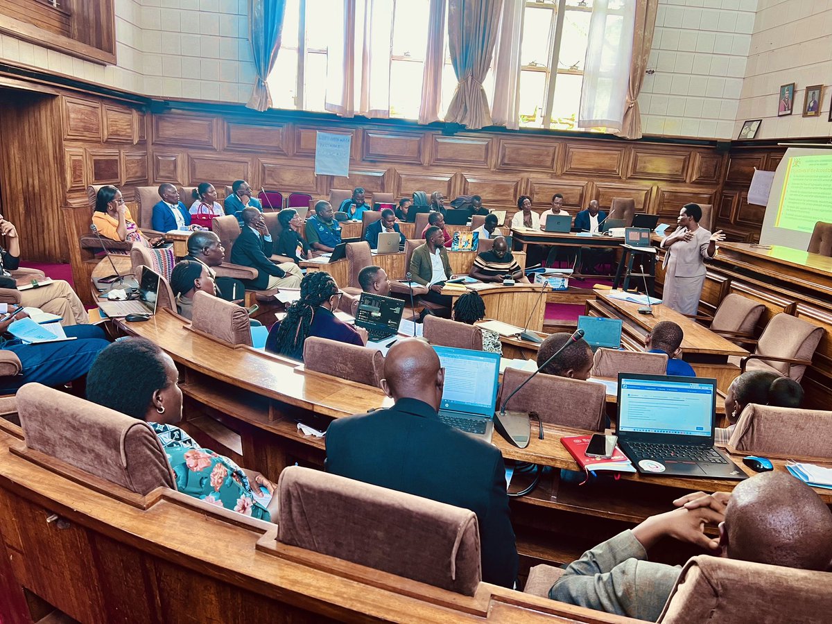 Iganga University Students and Youth Association tweet media