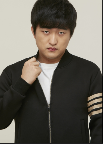 EkkkRe's tweet photo. @EWC_Extra I don't even play StarCraft, but I feel like he has to be there, with just what I have heard https://t.co/eLMqcgA3D6