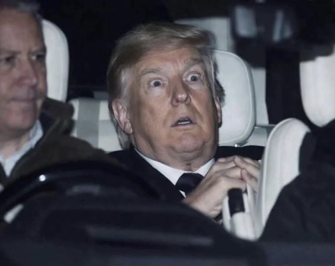 Faktencheck2030's tweet image. It’s time !  ⏰
Es ist an der Zeit ! 

#TrumpIsARussianAsset