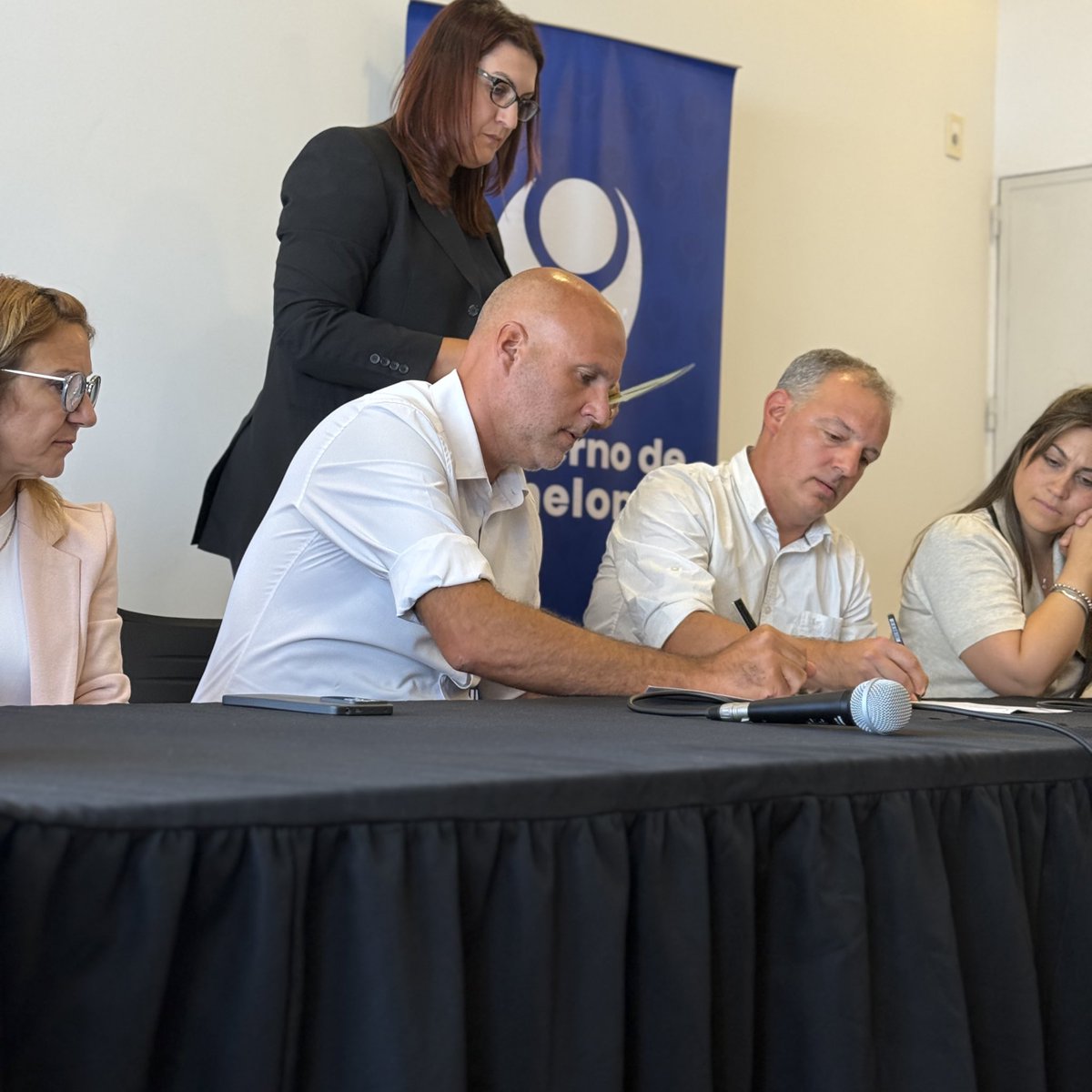Cuando hablamos de avanzar, es imposible no pensar en el futuro.

Por eso hoy suscribimos un convenio junto la Dirección Nacional de Educación, INR y DINALI para fortalecer la educación en personas privadas de libertad.

Porque avanzar también es generar oportunidades para todos!