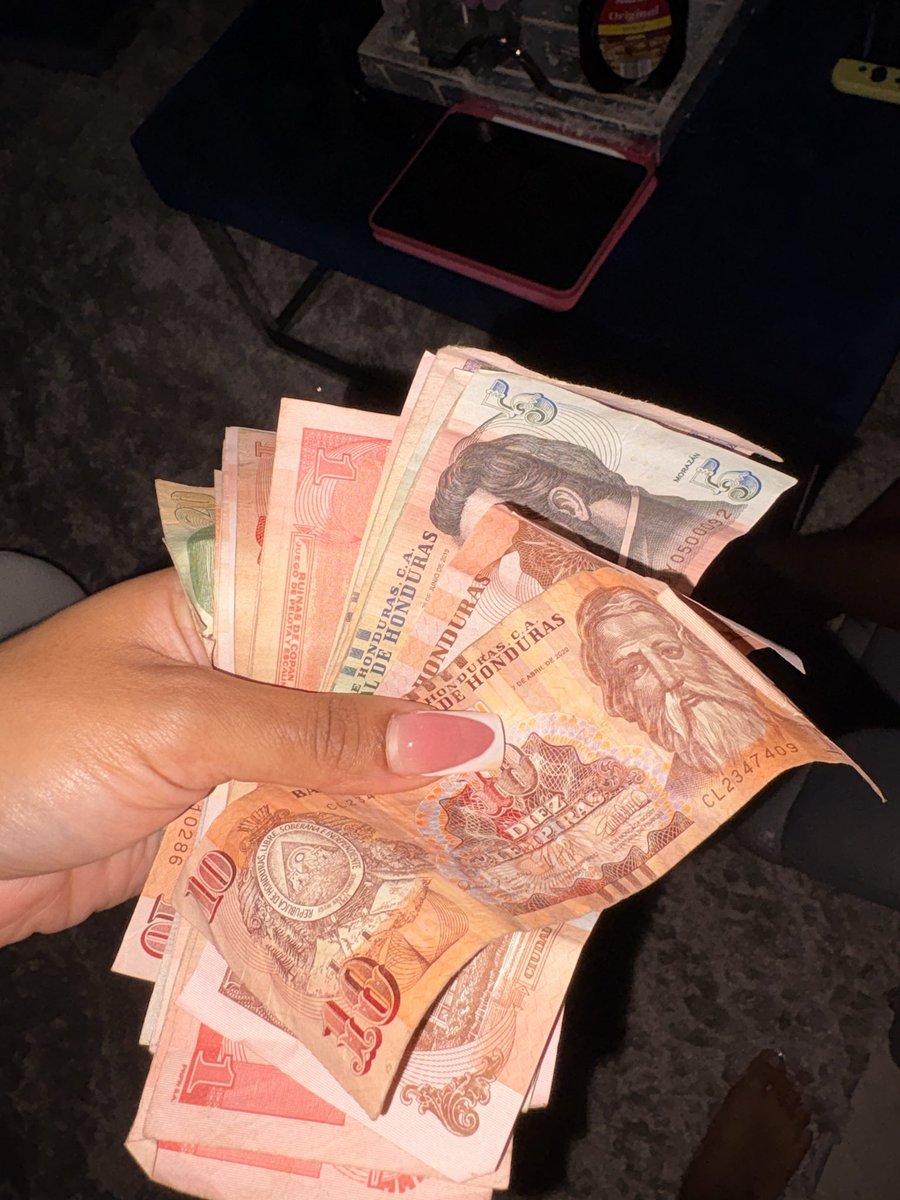 chosen 🦚 tweet media