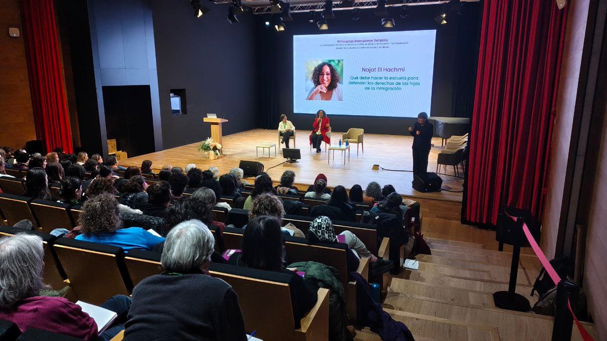 Silvia Carrasco #ContraLaMisèriaiLaIgnorància #XX tweet media