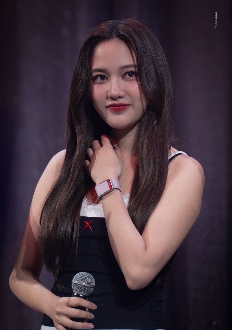 THIS PICTURE OMG

SAROCHA X THE STAIN GALA
#ราคีGALA