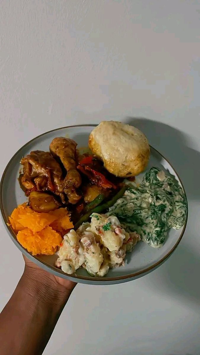 Tidoo_Wax's tweet photo. Supper is ready🤤 https://t.co/bEZQG5MnBO