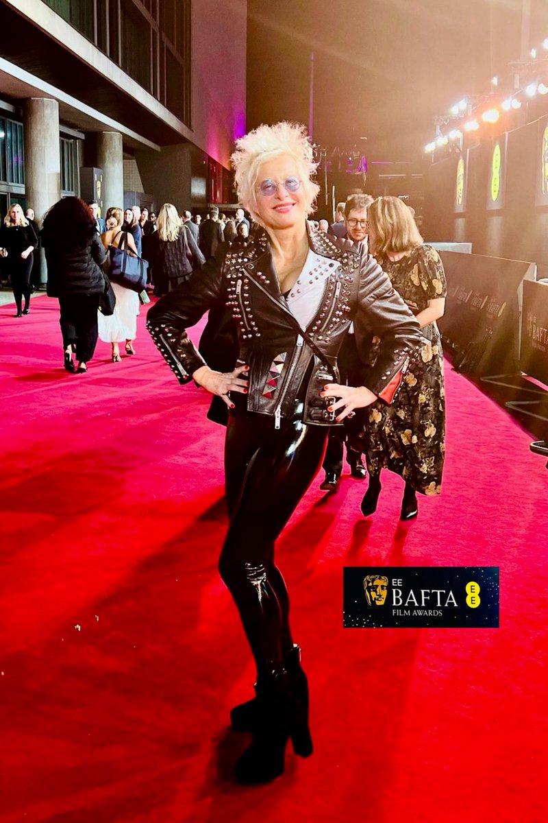 Alison Jackson tweet media