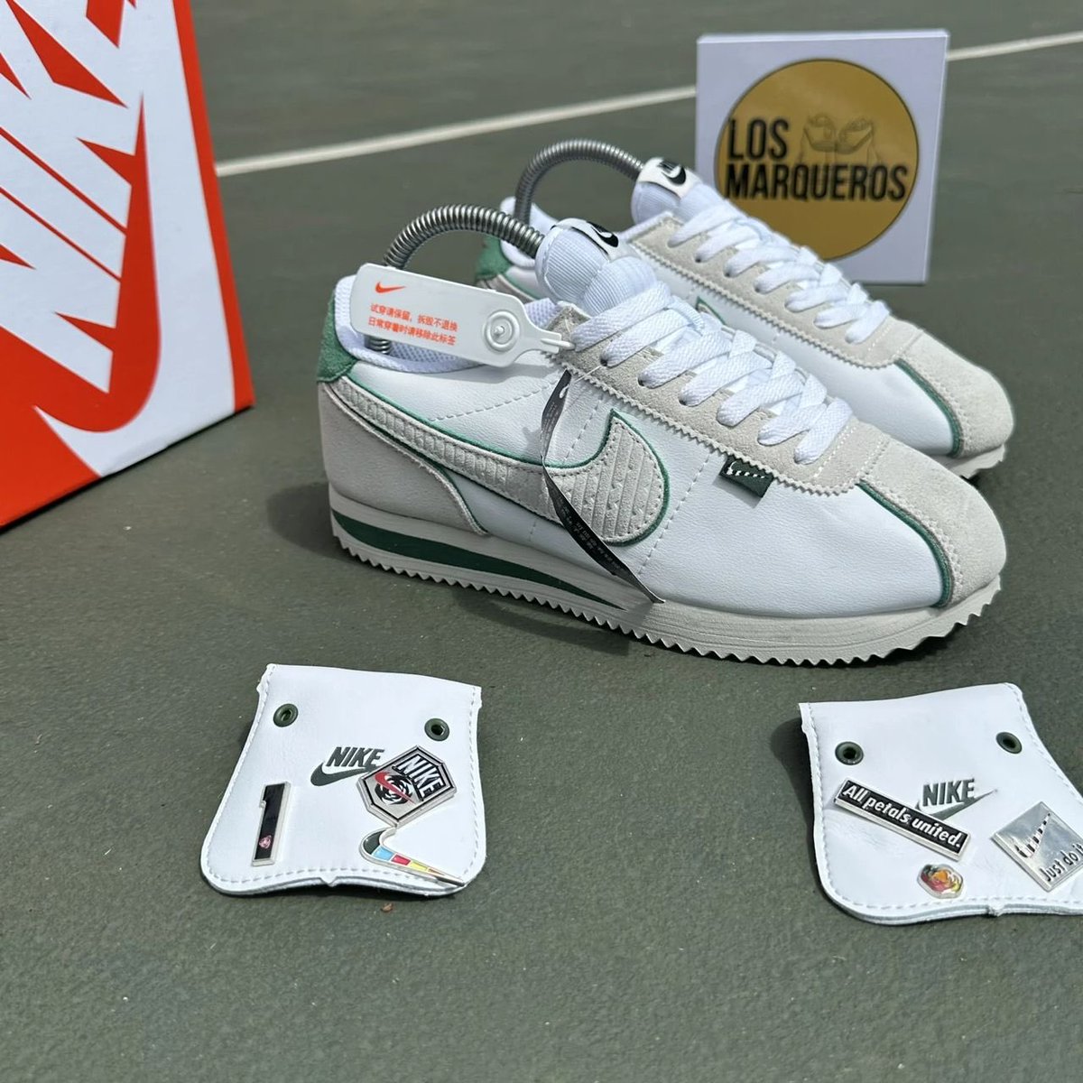 Nike Cortez disponible🔥🔥
Prix:28000
Livraison gratuite 
Pointure dispo:40 à 45
📩DM ou watsApp pour passer vos commandes📱774649488
<a href="/Nabyleu/">PunchTchineur ⭐️⭐️🇸🇳</a> @PaadoudouT <a href="/1mecparfait/">Khalil_bissap🇸🇳🇬🇼🥤</a>  @Morreal14