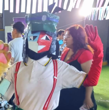 sph1ng1dae's tweet photo. #enaday
#enadreambbq
HAPPY ENA DAY
ENA really inspired me to enjoy and draw surrealism and abstract art. 
Here is some photos of my cosplay, to show my love to the webseries and game https://t.co/5bPofDeydp