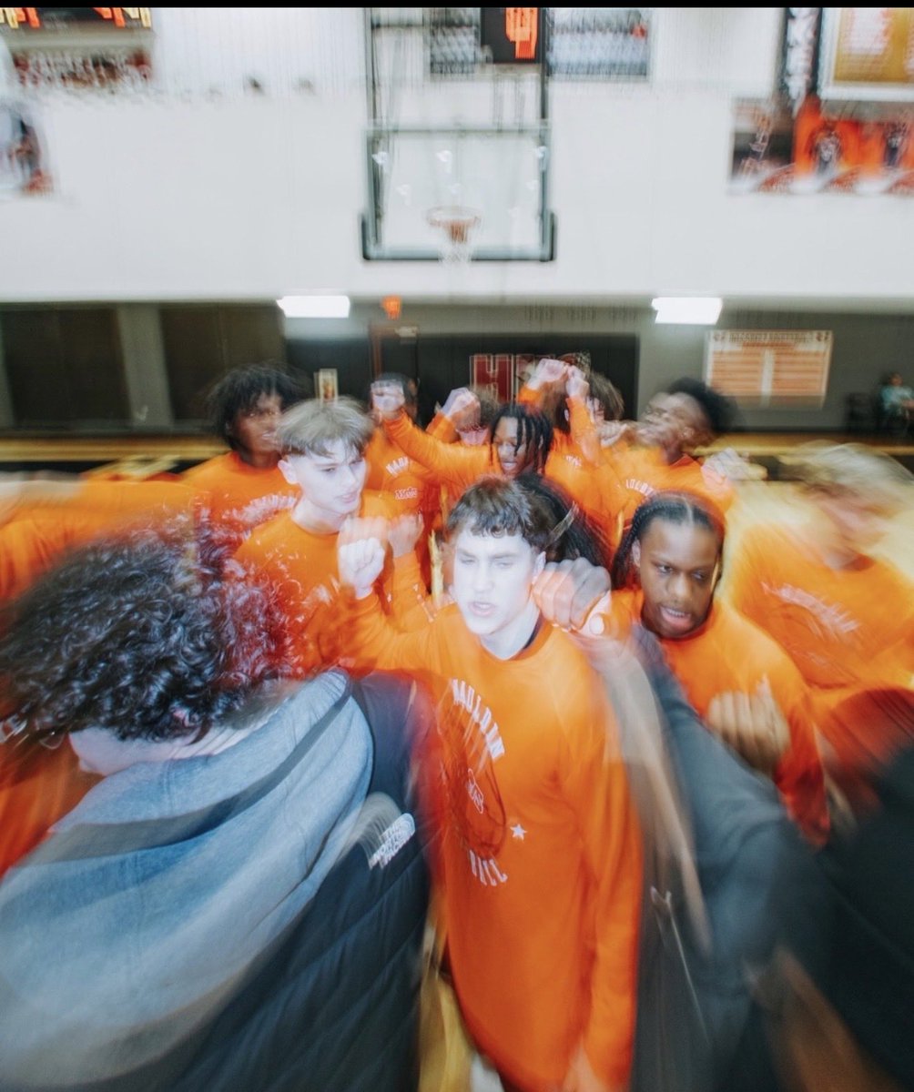 JordanJack2511's tweet photo. Freshman season on varsity is officially a wrap! I’ve learned so much and grown as an athlete. Grateful for the opportunity! Huge shoutout to my coaches and teammates! 

Back to the lab! 

Let’s go Mavs! 🧡🤎 https://t.co/YaWSYURWNf