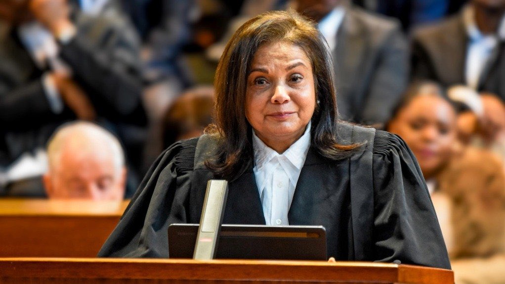 CannyMaphanga's tweet photo. JUST IN: The MK party has filed papers in the GP High Court, PTA to block the payment of former NDPP, Adv. Shamila Batohi's pension and other post-term gratuities (pending a review) as well as to reverse the decision to fund her legal costs in the Nkabinde Inquiry #SABCNews https://t.co/u7eVpzS9zo