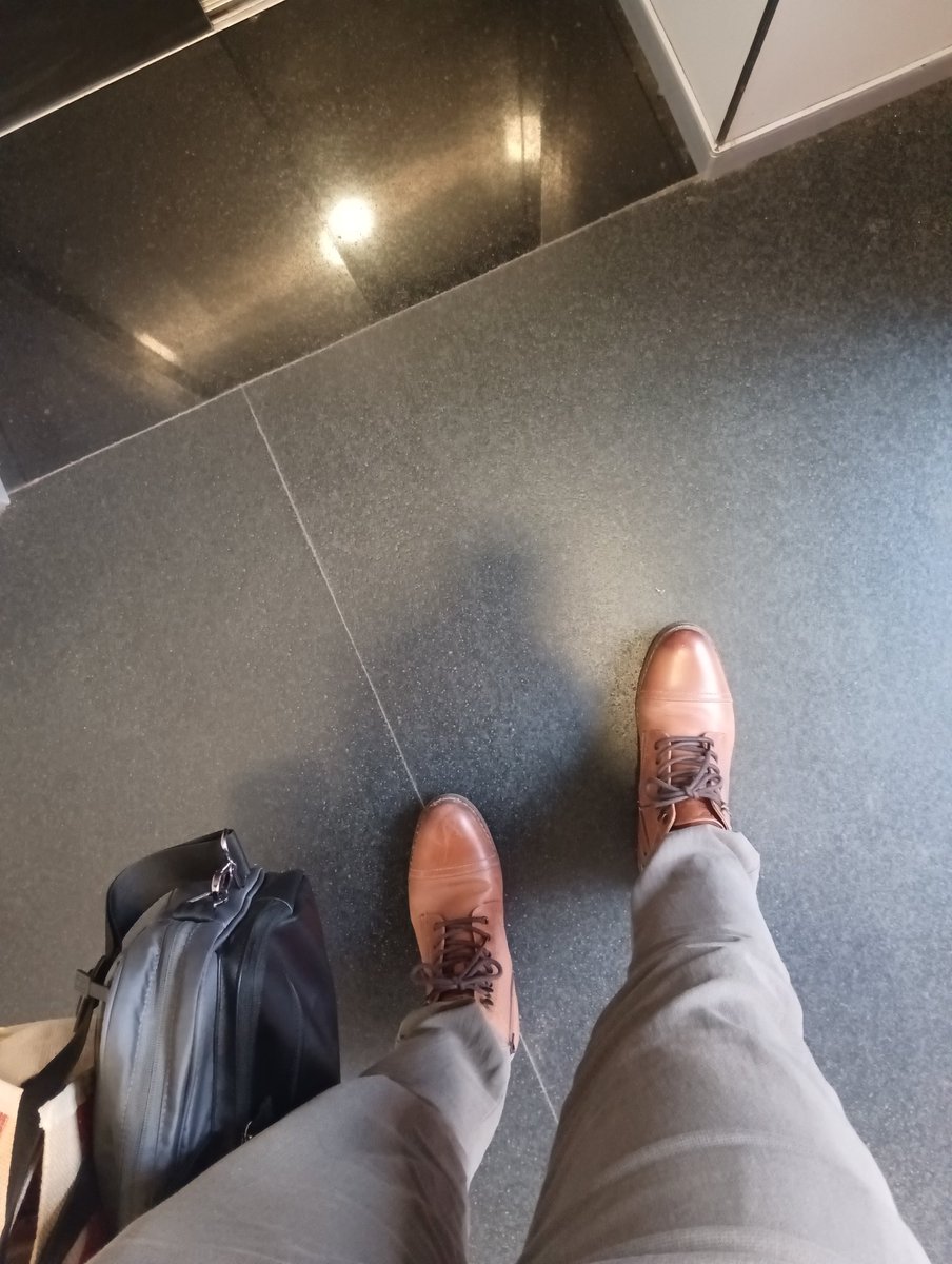 Alpha Hari tweet media