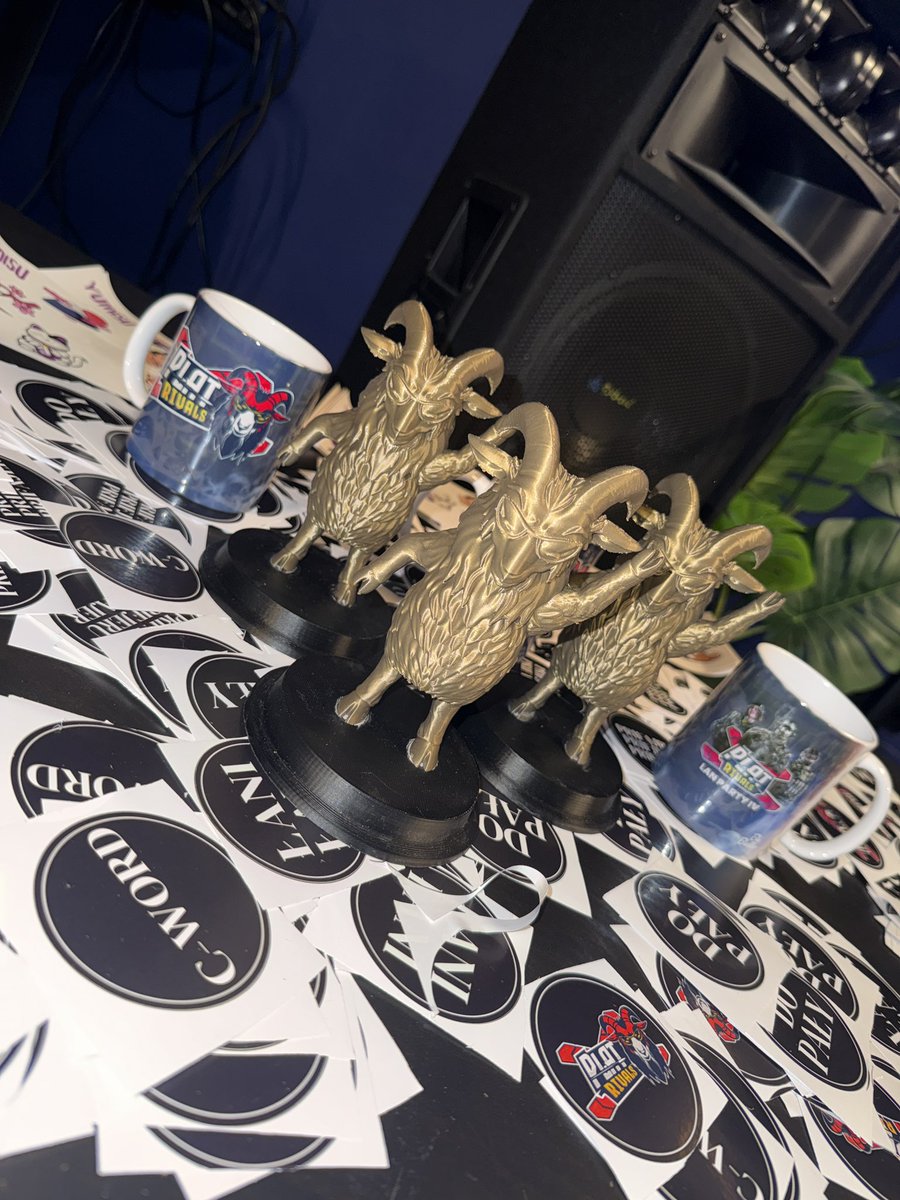 Martiii_xX tweet media