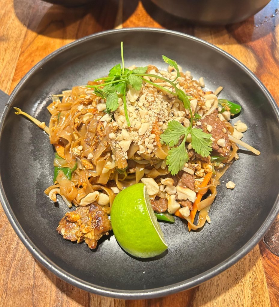 KhalaApp's tweet photo. Where have you had the best Pad Thai?

I would rate this one from El Thailandes in Barcelona 7.7/10

#food #FoodieLife #Foodie #PadThai #Barcelona https://t.co/gweJuRdwIh
