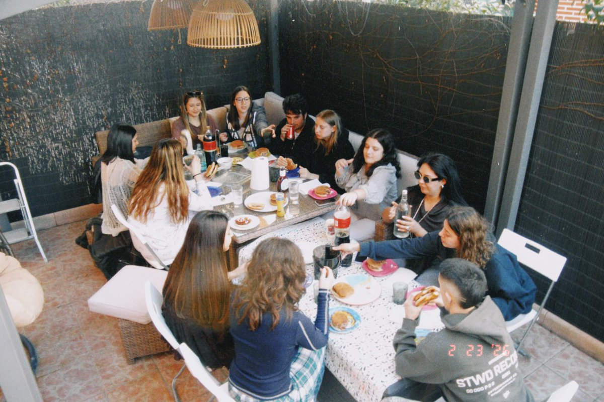 espeereus's tweet photo. Te podría nombrar hasta 30 razones por las que me encanta mi cumpleaños, pero mejor te las enseño: https://t.co/OoGGgvH7MA