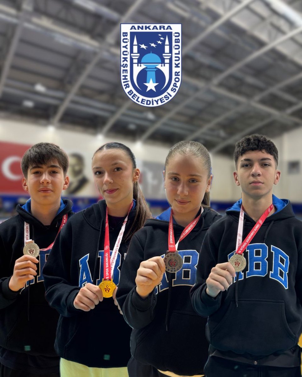 AnkaraBBSK's tweet photo. MERSİN’DE GENÇLERDEN MADALYA YAĞMURU! 🏆🇹🇷

Mersin’de düzenlenen Okullar Arası KARATE Genç B Grup Müsabakalarında Ankara Büyükşehir Belediyesi Spor Kulübü sporcularımız önemli dereceler elde etti:

🥇 Ecrin Ceylin Coşdan
Genç B -48 Kg Bayan – 1.

🥈 Ceylin Erdoğan
Genç B -59 Kg Bayan – 2.

🥈 Aras Candemir
Genç B Kata Erkek – 2.

🥈 Umut Yürekli
Genç B -55 Kg Erkek – 2.

Genç sporcularımızı, teknik ekibimizi ve emeği geçen herkesi gönülden tebrik ediyoruz.

Ankara’nın imkânları, Ankaralı sporcularla buluşuyor; başarı kaçınılmaz oluyor! 👏🇹🇷
@mansuryavas06 
@cevdettoptas 
@atak06mehmet 
@ankarabbld