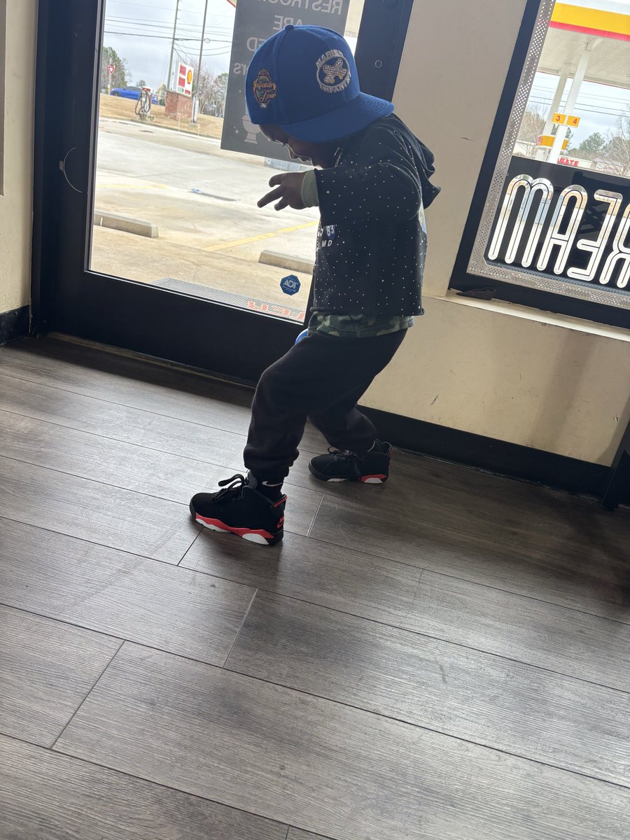 Supreme thinks he so hard 😂😂