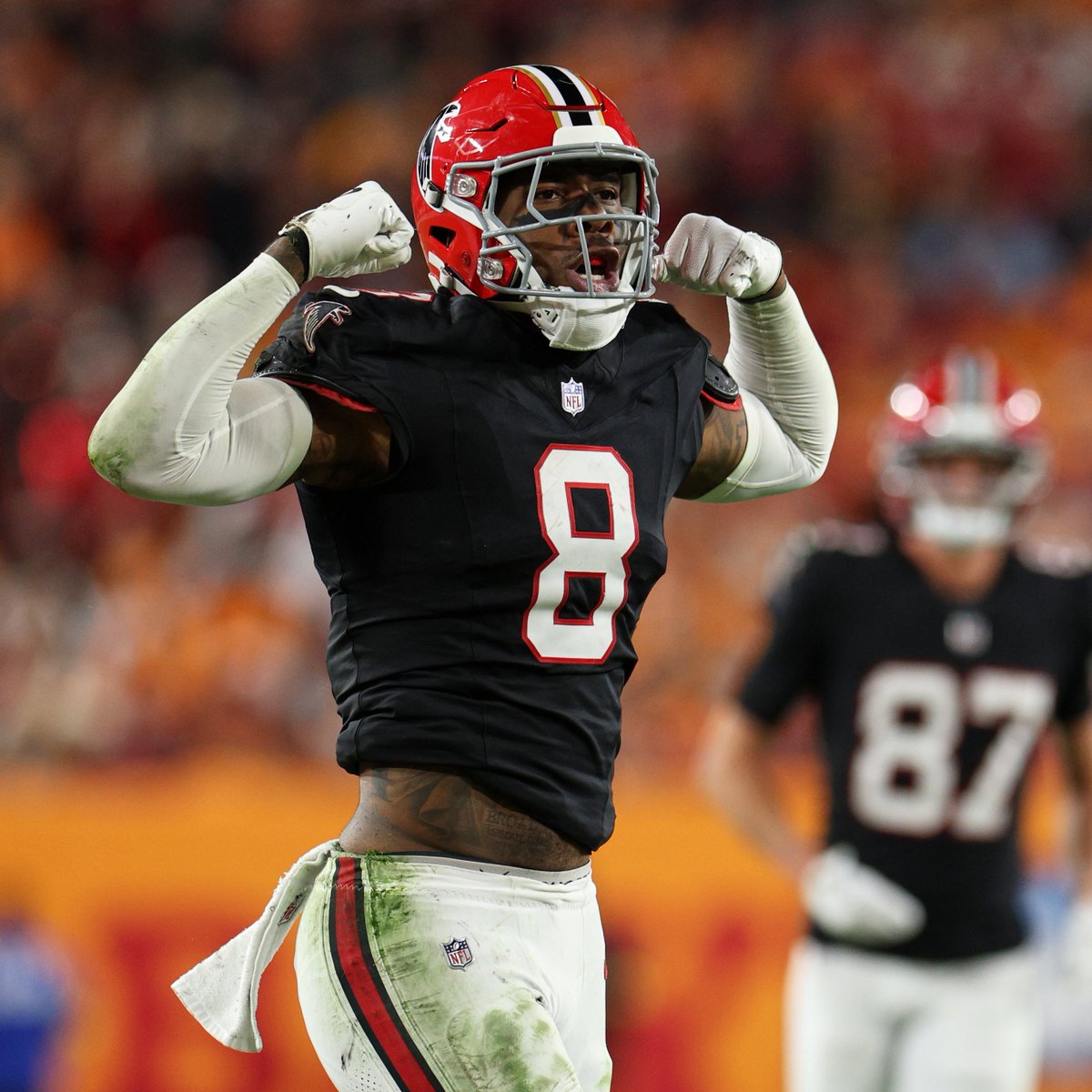 The #Falcons will place the franchise tag on TE Kyle Pitts, keeping him off the free agent market.