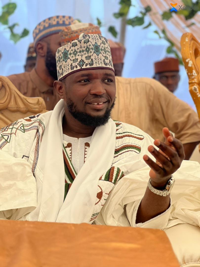 Maulana As-sheikh Ahmad Al mukhtār! May Allah preserve upon khayr for this Ummah! Wallah you are one of the few scholars out there worthy of emulation. I mostly admire your knowledge and your capacity building skills. It's obvious Allah has bestowed so much on you.