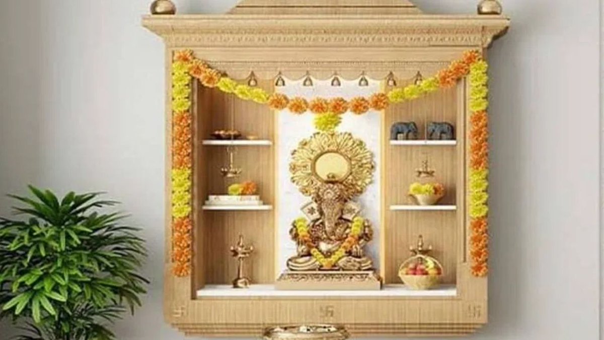 TV9Marathi's tweet image. घरातील मंदिरात मूर्ती असेल तर हे नियम पाळा, अन्यथा...  
tv9marathi.com/spiritual-adhy…
#vastu #temple #murti