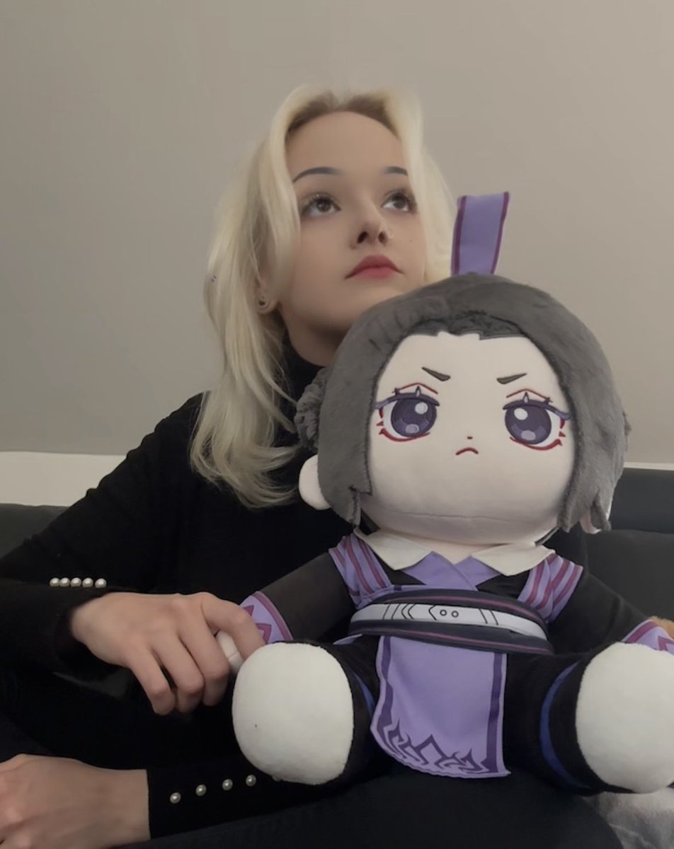 Me and my emotional support Jiang Cheng