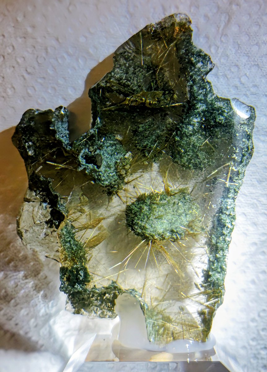 それでは今晩はこのへんで。 おやすみなさい。またあした。 ルチルin