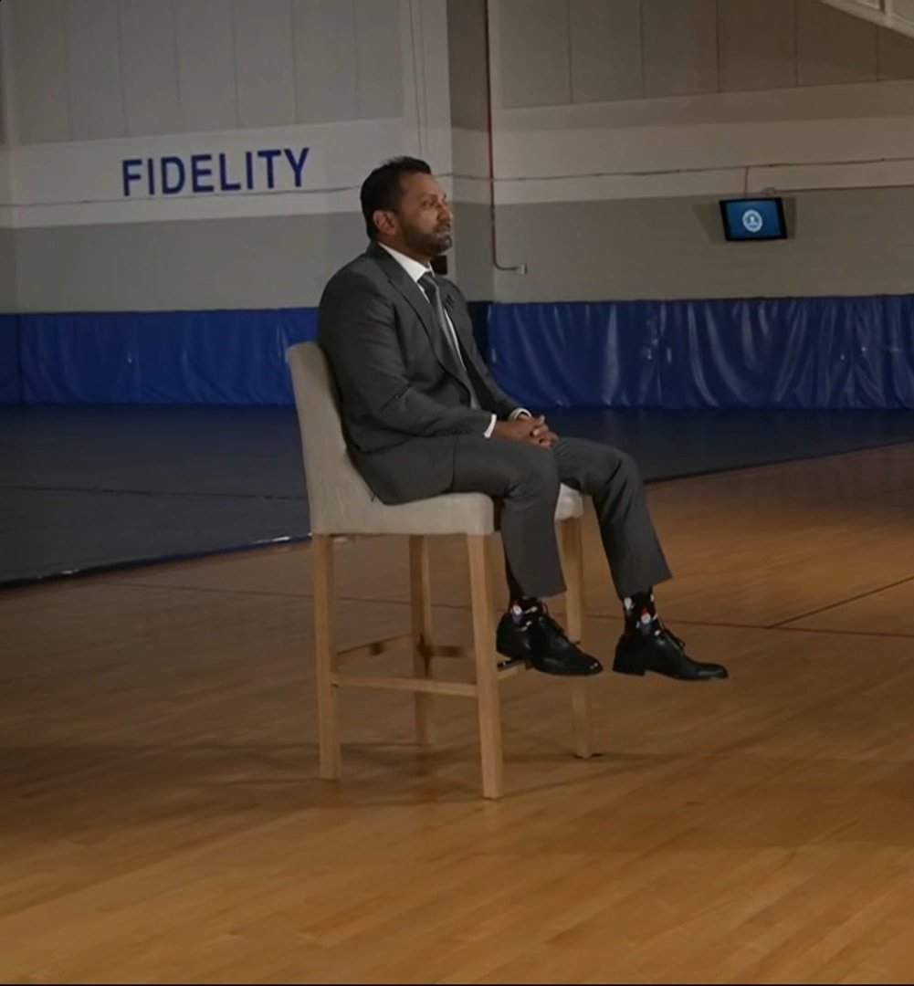 you're gonna get on Beyoncé's internet and say a man who looks like this is "security" for professional athletes.