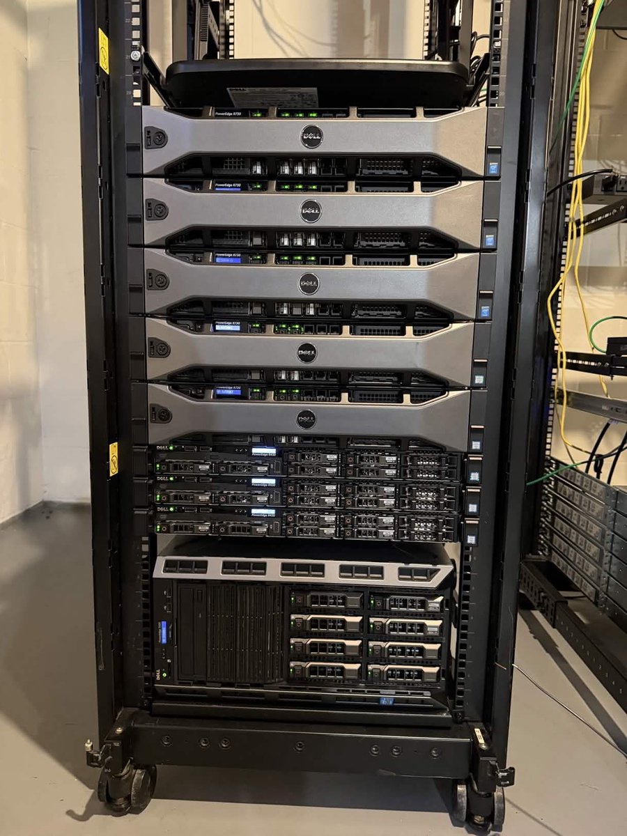 KEMOSABE tweet media