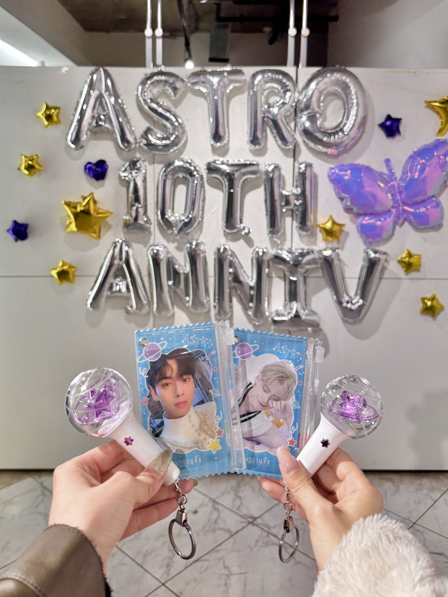 _astro0223's tweet photo. 아스트로 10주년 축하해💜

항상 우리의 따뜻하게 빛나는 별로 있어줘서,힘을 줘서 고마워♡
그리고 내 삶에 함께 해줘서 고마워♡♡

“내 모든 것, 나의 전부”

언제나 너희 곁에, 너희 뒤에, 우리가 있을게!
앞으로도 잘 부탁해^ᴗ.ᴗ^♡

#아스트로10주년_영원히빛날별들
#ASTRO_10th_Anniversary https://t.co/M4Jcia1sGw