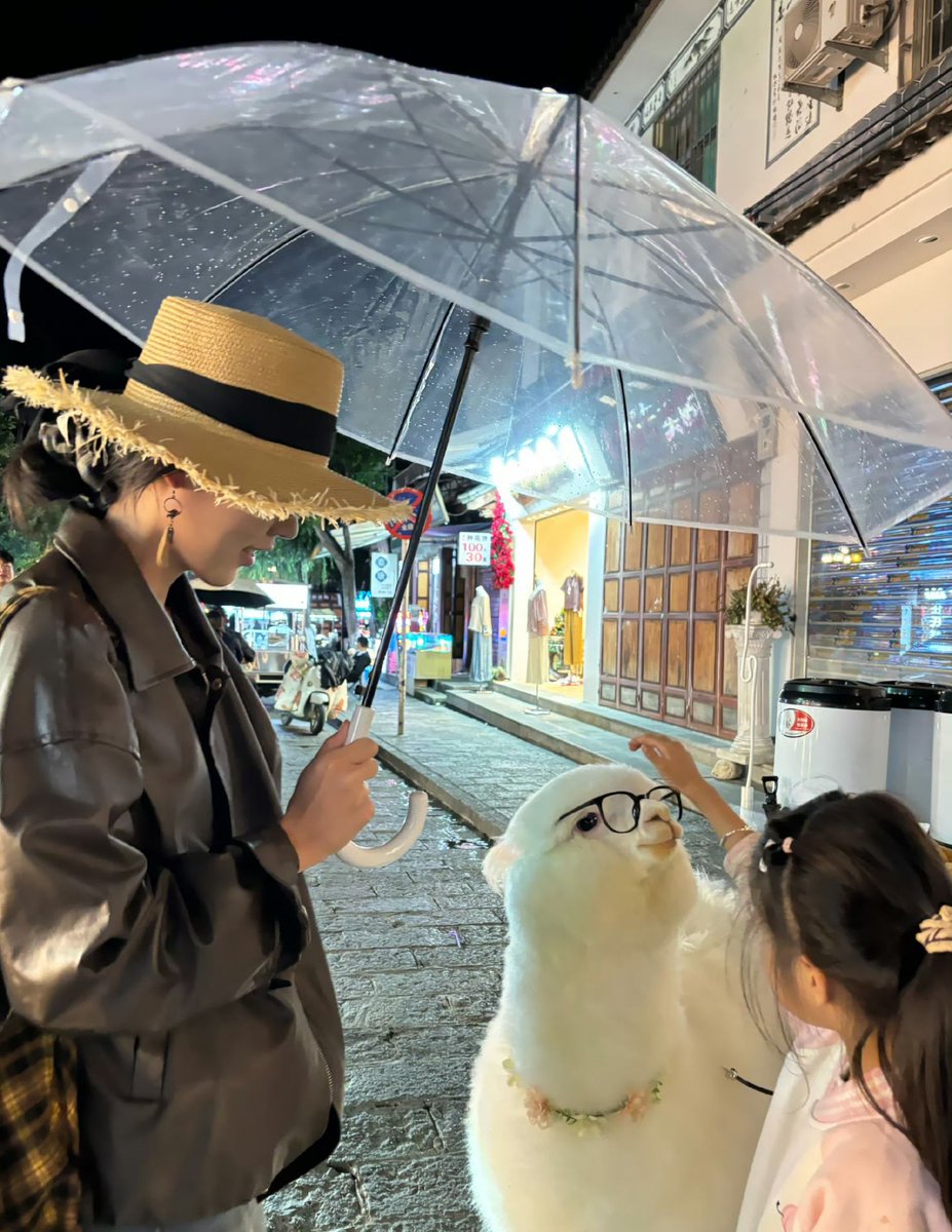 鍾馨溪 tweet media
