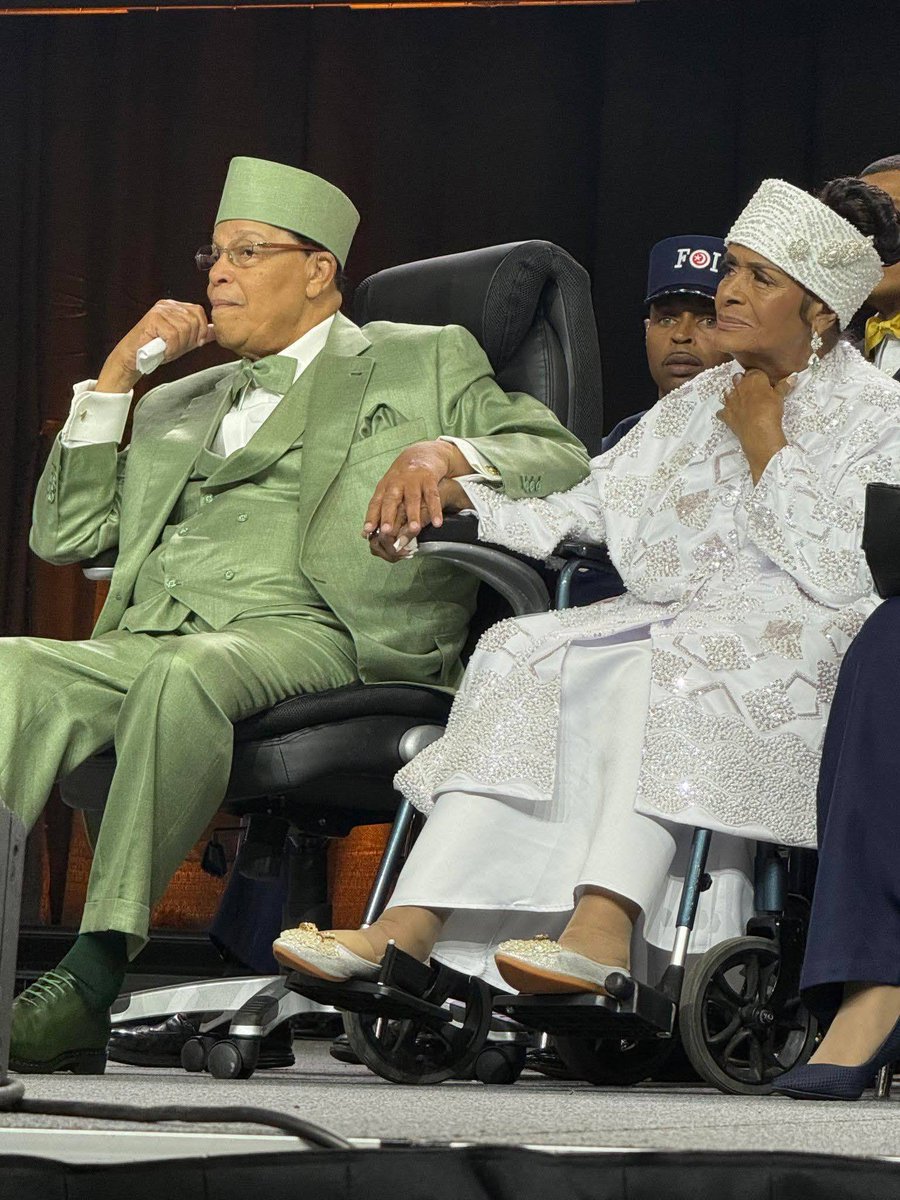 BlkHistStudies's tweet image. 72 YEARS OF MARRIAGE! The Honorable Minister Louis Farrakhan and Mother Kahdijah Farrakhan seated on stage during the Saviours’ Day 2026 Keynote Address delivered by Student Minister Ishmael Muhammad

📸: Brother Jehron Muhammad

#SD2026 #Farrakhan #generationalwealth #legacy