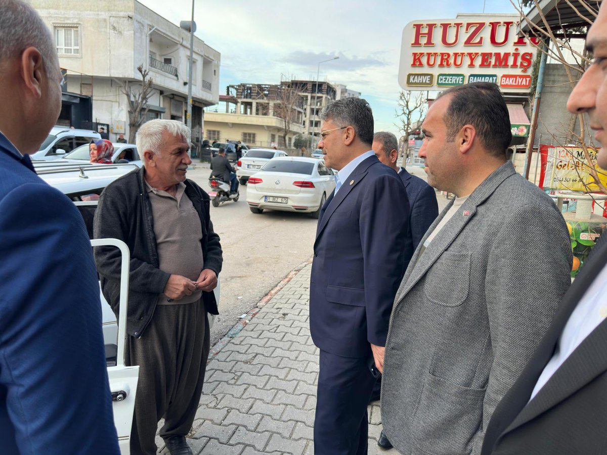 ❝AK Parti; esnafıyla omuz omuza yürüyen, alın terini siyasetinin merkezine koyan bir anlayıştır.❞

Sarıçam İlçe Başkanımız Bayram Özdemir ve kıymetli teşkilatımız ile esnaf kardeşlerimizi ziyaret ederek hayırlı işler diledik, hasbihâl ettik.

Mahalle mahalle, dükkân dükkân