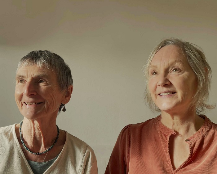 This Tuesday 24th February, join us for Black Bird Open Mic Night #135 at <a href="/bhtotnes/">𝗧𝗵𝗲 𝗕𝗮𝗿𝗿𝗲𝗹 𝗛𝗼𝘂𝘀𝗲, 𝗧𝗼𝘁𝗻𝗲𝘀</a>

Live: Joe Wulff, Barnsey, Marianne Joyce, Milz Willis, Baklava, Selena Mara, Nina Gabriela plus more...

*Share*

Gigs: linktr.ee/theblackbirdco… ❤️
Donate to Black Bird: zeffy.com/en-GB/donation… ❤️