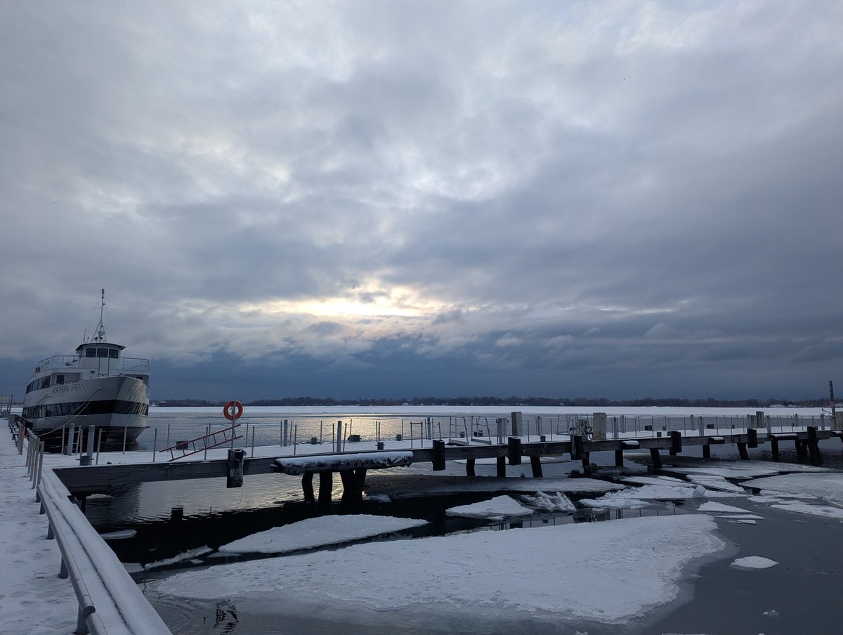 Christine Kuepfer tweet media