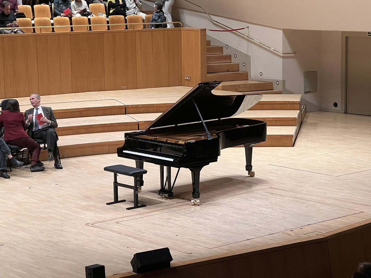 Carmela Niembro tweet media