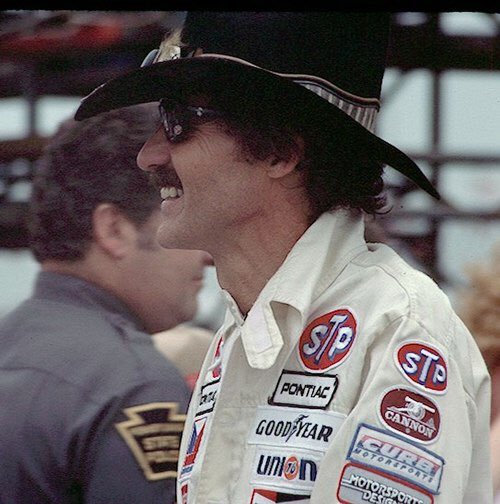 row_racing's tweet photo. Richard Petty - (2/23/64)
#500Winner 🏁 (7X) 🏁🏁🏁🏁🏁🏁🏁
#GreatAmericanRace  #TheKing https://t.co/hUYGwKCkA6
