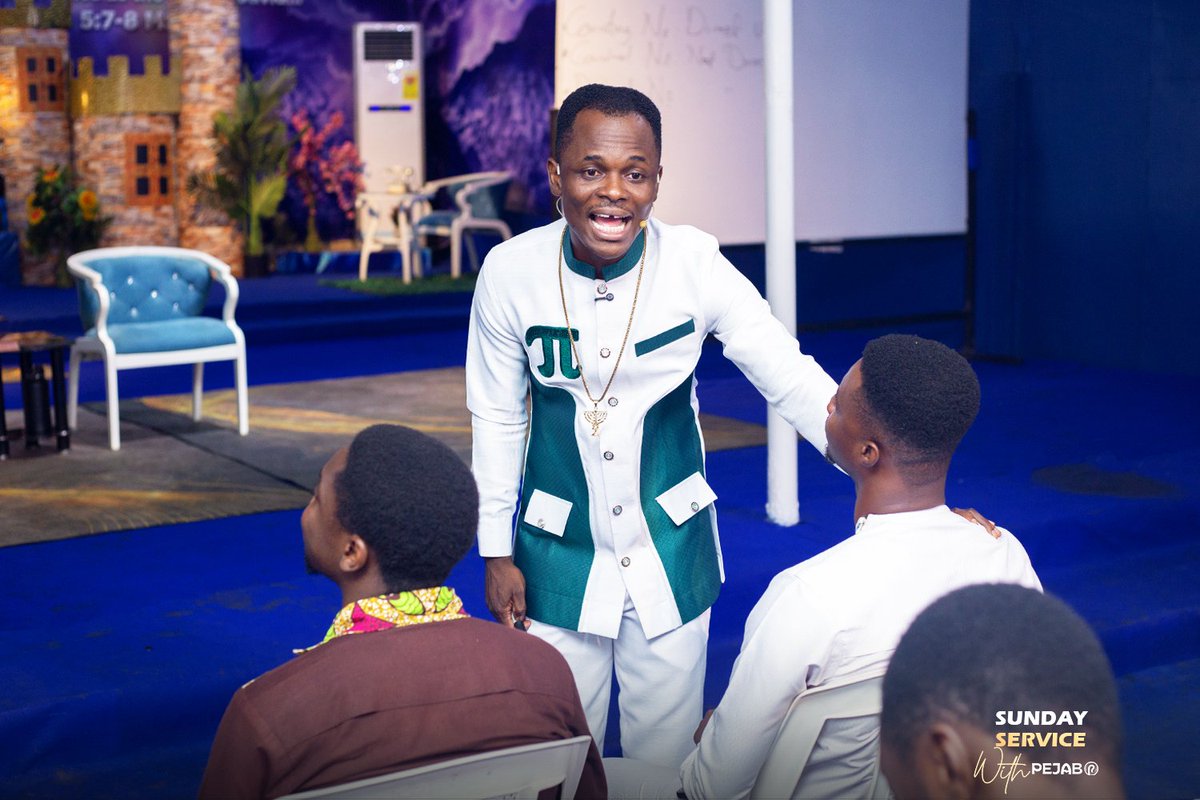 CC_Ekklesia's tweet photo. Sundays at CCE are truly special times marked by fellowship, insight, and the life-changing power of God’s Word flowing from this sacred altar.
A wonderful move of God was witnessed in the house. The #GoodWordOfGod touched hearts deeply, bringing refreshment to our spirits and https://t.co/fcZW7K1A2C