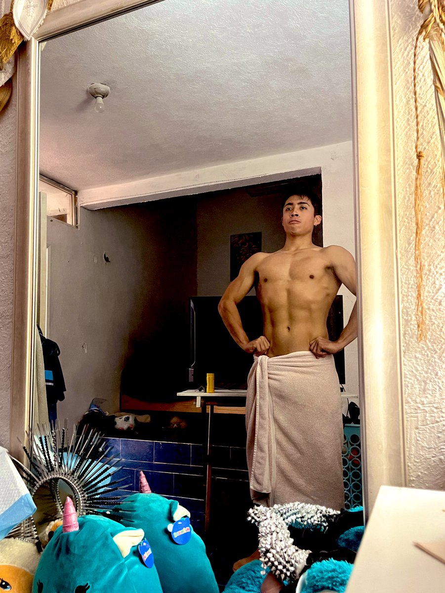 Million_Clow tweet media