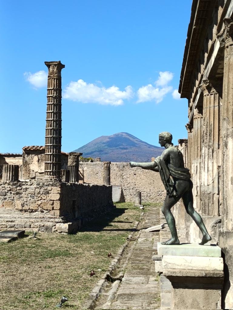 Tlepolemos's tweet photo. @mamboitaliano__ Unique, and please, don't miss the MANN in Naples.

last, two book recommendations

Mary Beard : Pompeji
Marisa Raniera Panetta : Pompeji https://t.co/MkPS9nlHMp