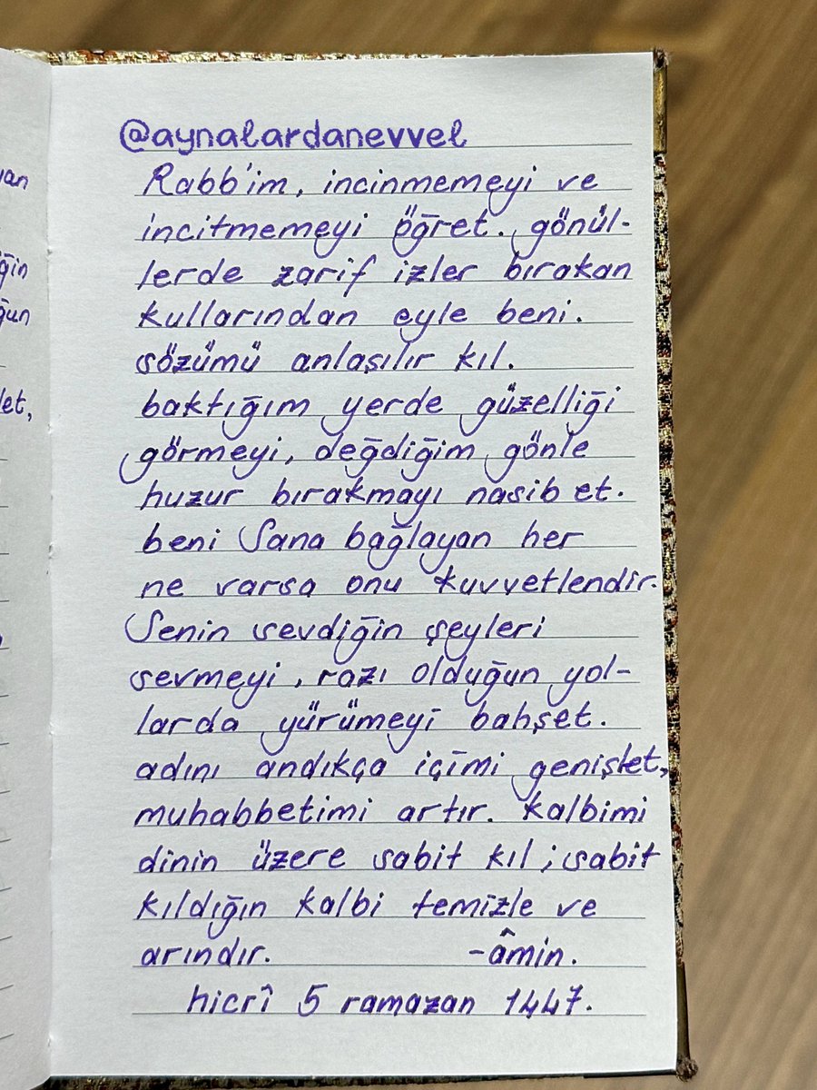 melekbekrek's tweet photo. günün duâsı geldi 🌷 https://t.co/5FY9FcvyYl