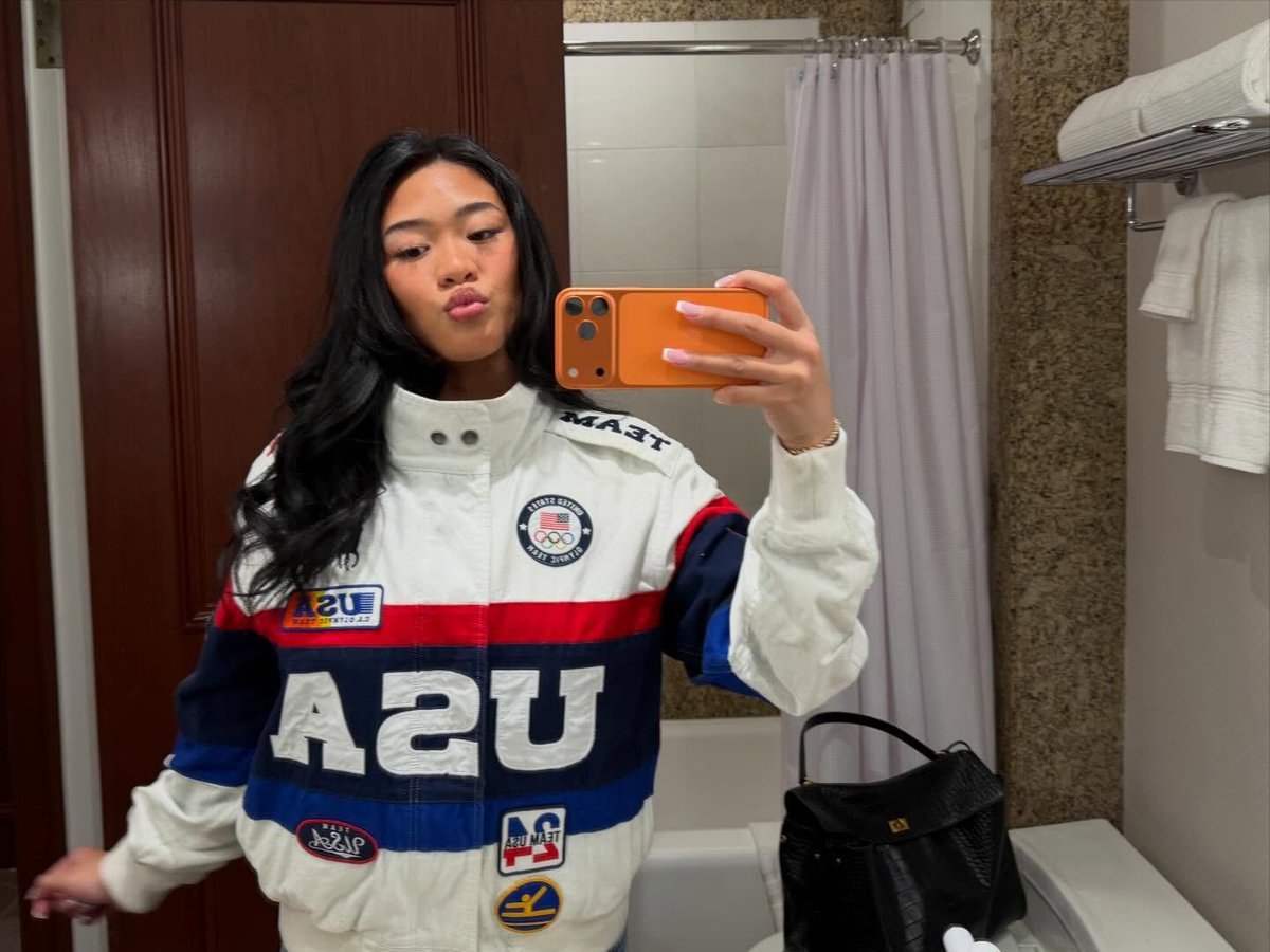 ComplexSports's tweet photo. Suni Lee via ig 🇺🇸✨ https://t.co/mbmBXaYsU1