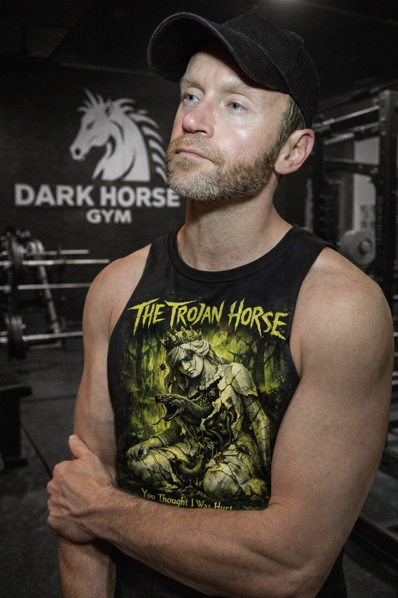 If anyone needs me…you know where I am. 

#gymratlife

And the fun part when you’re the guy who unloads the boxes of merch…is that you can swipe some. 😉

Repping my new fave feral swamp queen today.