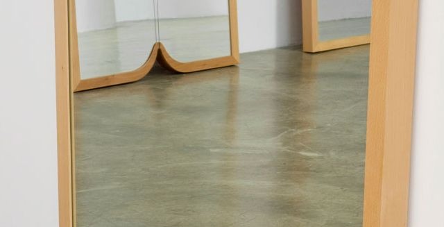 Tap to understand the picture 📸.