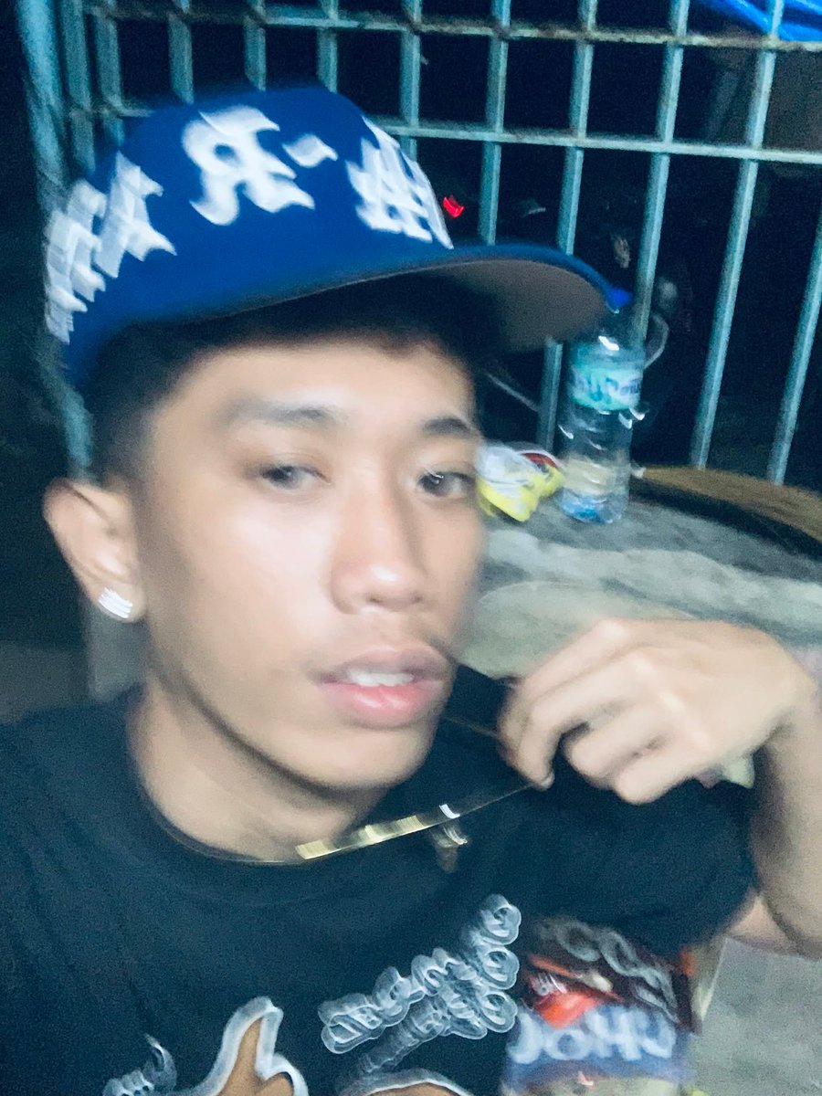 stephenreign15's tweet photo. Dm kalang beb💦💦👌👌 https://t.co/jBmMIG0REU