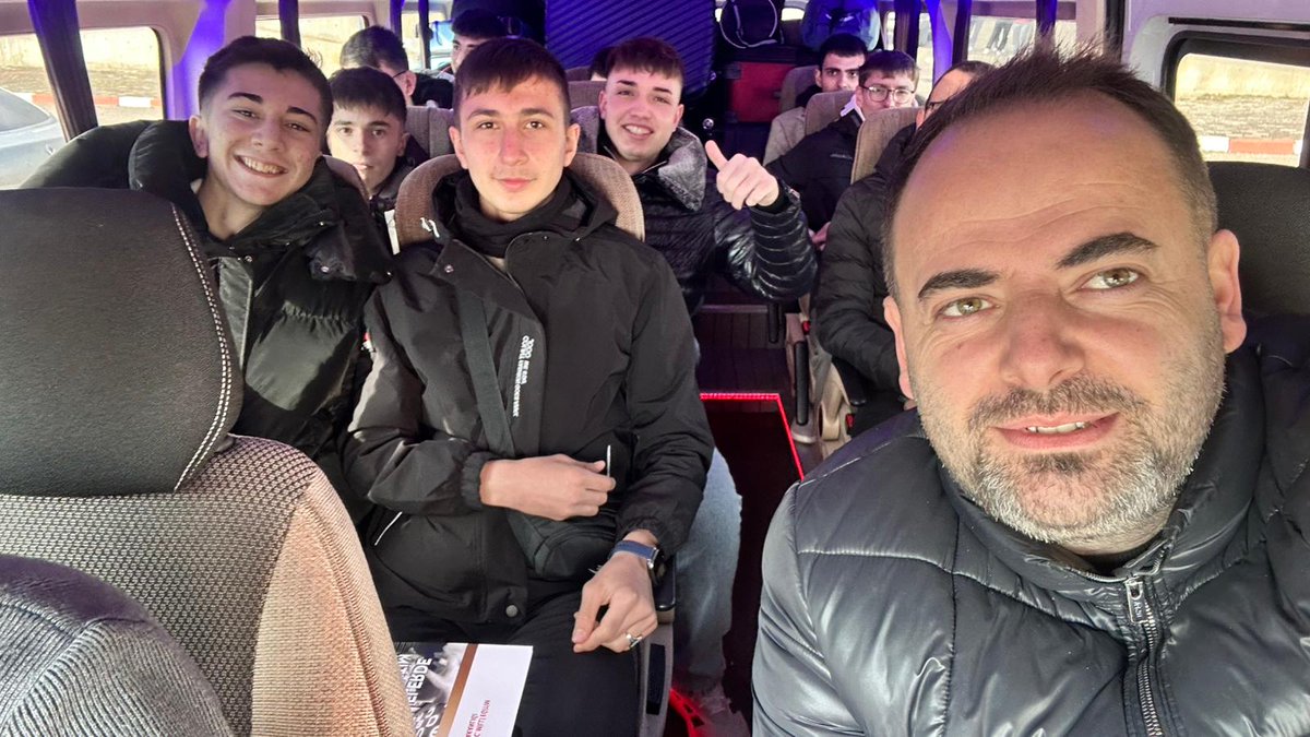 KA122-1-TR01-VET-000330062 nolu Yenilikçi Uygulamaları Avrupa'da Öğreniyoruz isimli Erasmus + Projesi kapsamında 2 öğretmen ve 10 öğrenciden oluşan ekibimiz 21 günlük staj çalışması için Avusturya'nın başkenti Viyana'ya gitti. 
#hsy2mtal 
#kampüsünyıldızı 
<a href="/ulusalajans/">Türkiye Ulusal Ajansı 🇹🇷 Turkish NA</a>
#erasmus