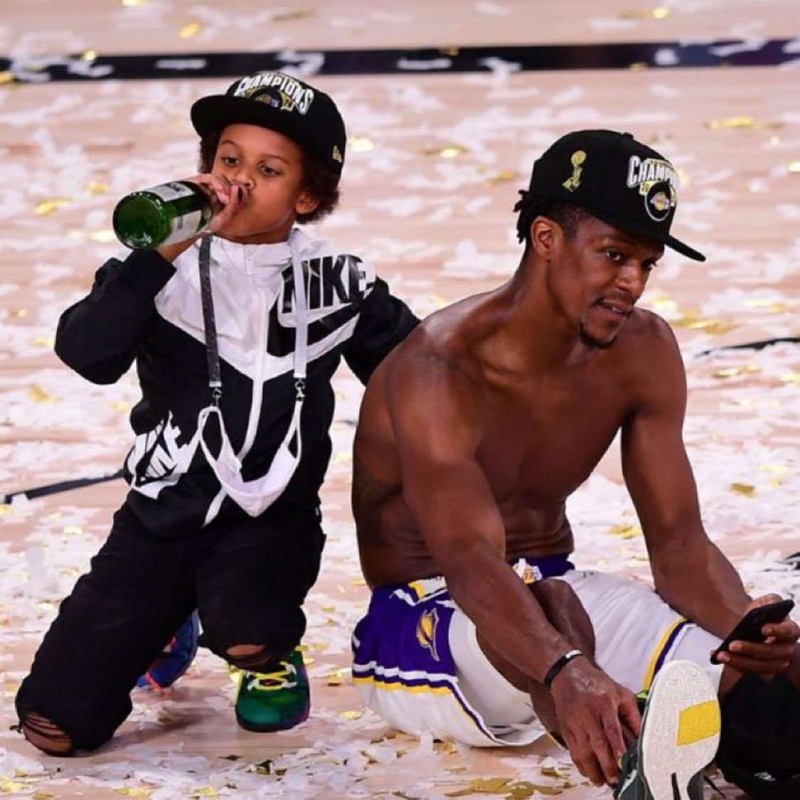 FastbreakHoops5's tweet photo. Easily one of the coldest sports photos ever taken 🥶

https://t.co/I3mhHMekfk