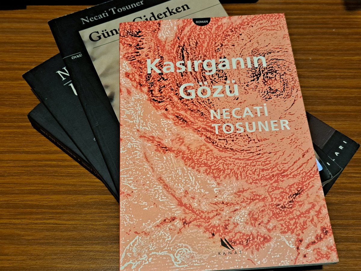 bburakerdemir's tweet photo. Önemli bir değerin kaybı. Çok bilinmese de Çağdaş Türk Edebiyatı'nda eserleriyle, kısa öyküleriyle güçlü biriydi. Sade bir dil, derin anlamla. 2008 baskılı Kasırganım Gözü kitabını okumuştum ilk. Sonra diğer kitapları... https://t.co/nGUg7mrr3H