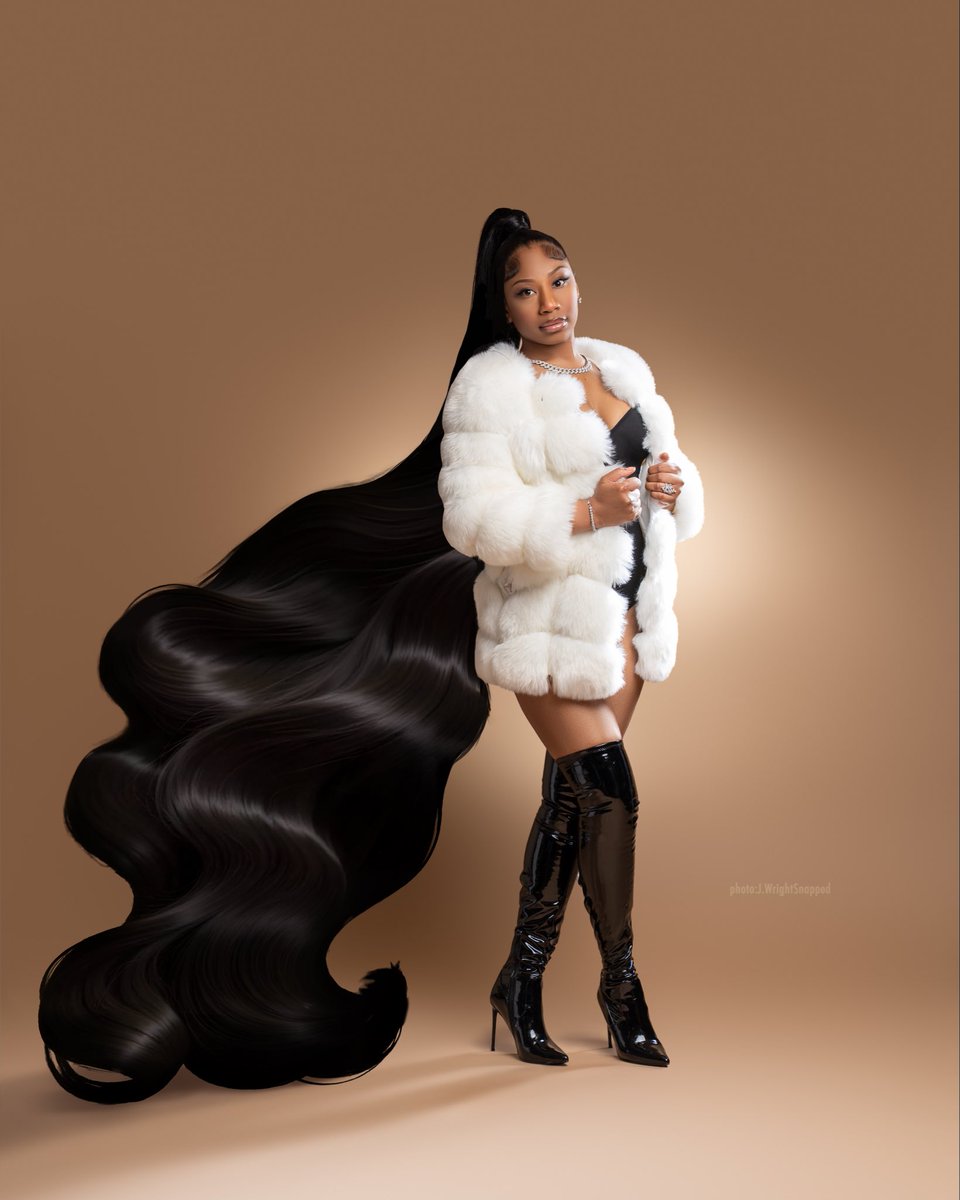 Artist Spotlight ✨ the hair slaying and bar laying diva <a href="/FleekedByMik/">TheStandard</a> will be joining us at #carefreeblackgirl <a href="/sxsw/">SXSW</a> welcome her back to the stage as part of our 2026 class